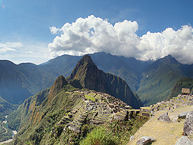 Machu Picchu z jihoz&aacute;padn&iacute;ch teras